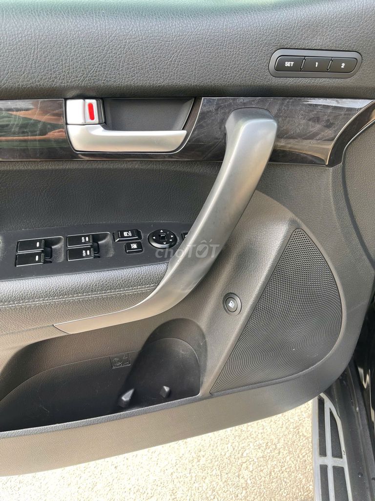 Kia New Sorento 2.4GATH Black Edision cực mới 2016. Mua bán Ô tô tại Quận Thanh Xuân Hà Nội được đăng bởi Vạn Phát  Auto hình 18