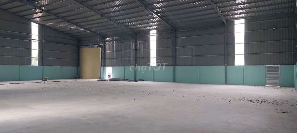 Cho thuê xưởng khuôn viên 2000m2.Đường xe công.Hòa lợi ,Bến Cát,BD