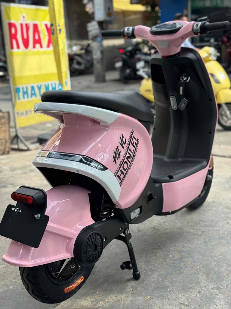 Xe điện VC 2025 mẫu mới mạnh mẽ đi lâu cốp để đồ. Mua bán Xe điện tại Quận Bình Tân Tp Hồ Chí Minh được đăng bởi Hữu Trung hình 5