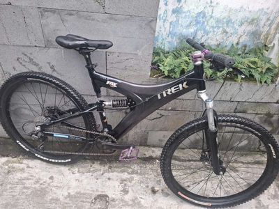 Xe địa hinh 26 carbon.lip 9x1. Mua bán Xe đạp tại Quận Cẩm Lệ Đà Nẵng được đăng bởi cao xuan loc