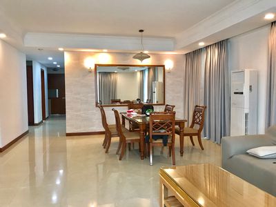 Rent · 3 bd · 160 м² · Quận Bình Thạnh, ул. Nguyễn Hữu Cảnh