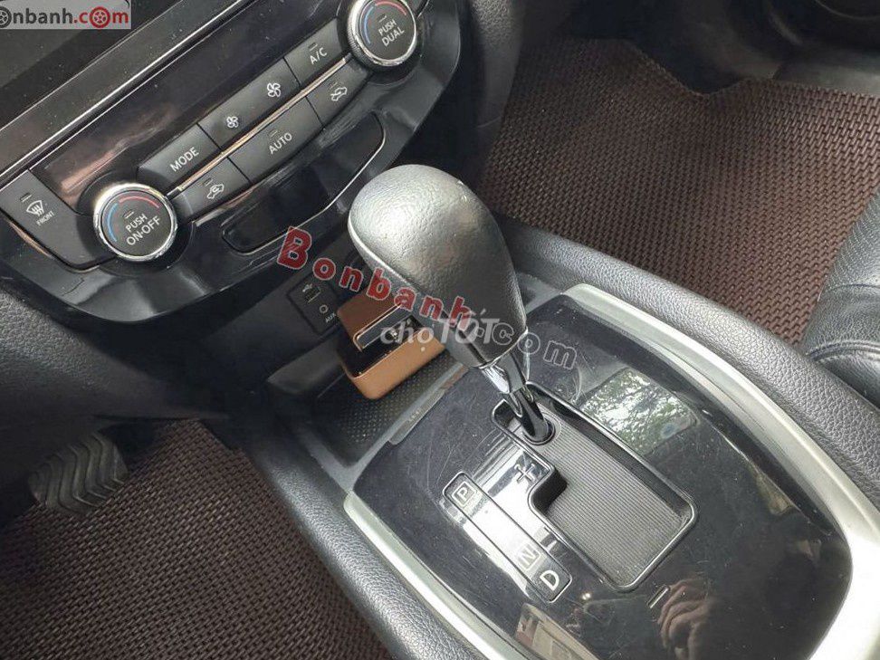 Nissan X-Trail 2.5 SV 4WD – 2016 – Màu trắng. Mua bán Ô tô tại Huyện Hóc Môn Tp Hồ Chí Minh được đăng bởi A Quân hình 2