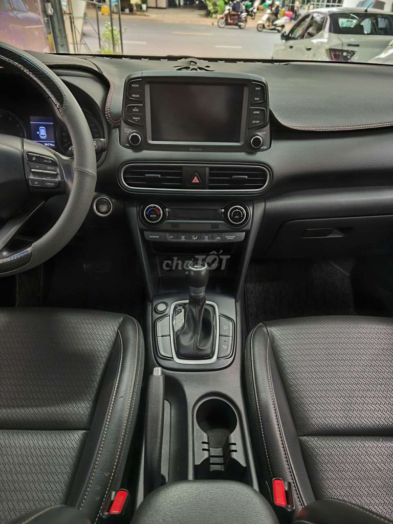 KONA 2019 2.0 AT ĐẶC BIỆT - 80000 km. Mua bán Ô tô tại Thành phố Buôn Ma Thuột Đắk Lắk được đăng bởi Thủy Nguyễn hình 4
