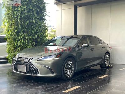 Lexus ES 300h 2021 - 2 Tỷ 400 Triệu. Mua bán Ô tô tại Quận Thanh Xuân Hà Nội được đăng bởi Nguyễn Khắc Hoàn