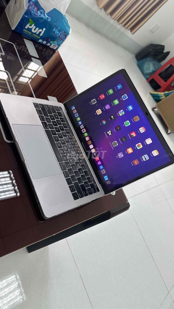 cần bán Macbook Pro 2016 bản ram 16 Gb, ssd 500gb. Mua bán Laptop tại Thành phố Buôn Ma Thuột Đắk Lắk được đăng bởi trần ken hình 1