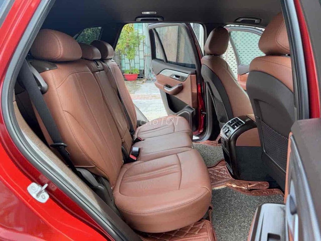 VinFast Lux SA2.0 2019 Premium 2.0 AT - 70000 km. Mua bán Ô tô tại Quận 12 Tp Hồ Chí Minh được đăng bởi a trung hình 7