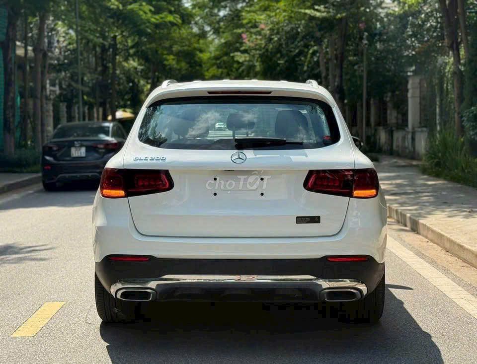 GLC200 Facelift model 2023 1 chủ từ đầu siêu lướt. Mua bán Ô tô tại Quận 7 Tp Hồ Chí Minh được đăng bởi tuấn anh hình 6