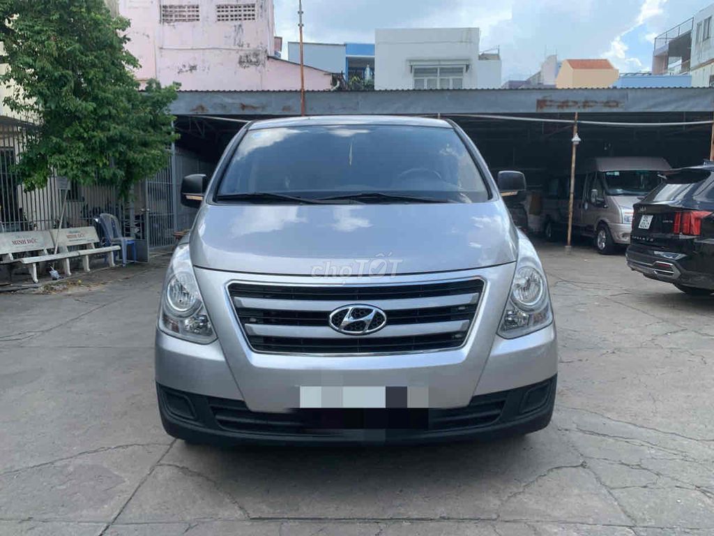 Hyundai Starex 2017 - 650000 km