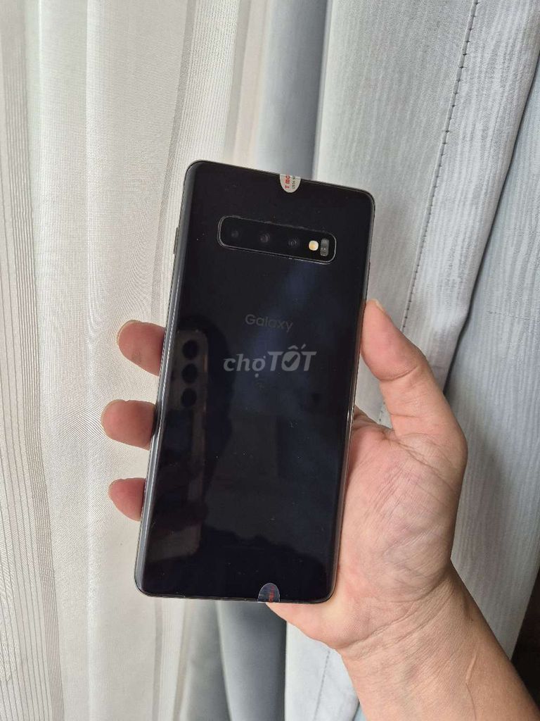 Samsung S10+ 8GB/128GB Snapdragon Đen. Mua bán Điện thoại tại Quận 8 Tp Hồ Chí Minh được đăng bởi Phan Minh Tân hình 1