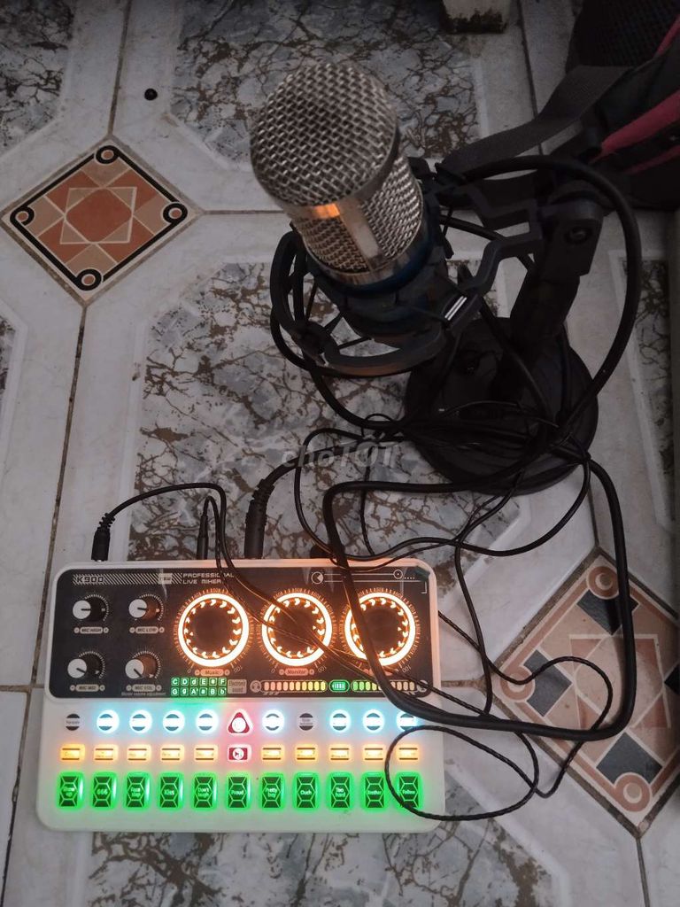 Thanh lý bộ sound card mic hát live  karaoke