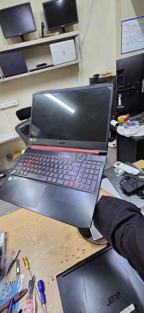 Acer Nitro 5 i5-9300H 8GB/512GB. Mua bán Laptop tại Quận Bình Thạnh Tp Hồ Chí Minh được đăng bởi Laptop 2H hình 1