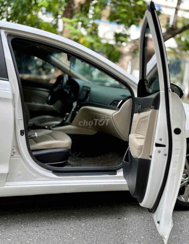 Hyundai Elantra 1.6 số tự động dk 2016. Mua bán Ô tô tại Quận Liên Chiểu Đà Nẵng được đăng bởi toàn hình 6