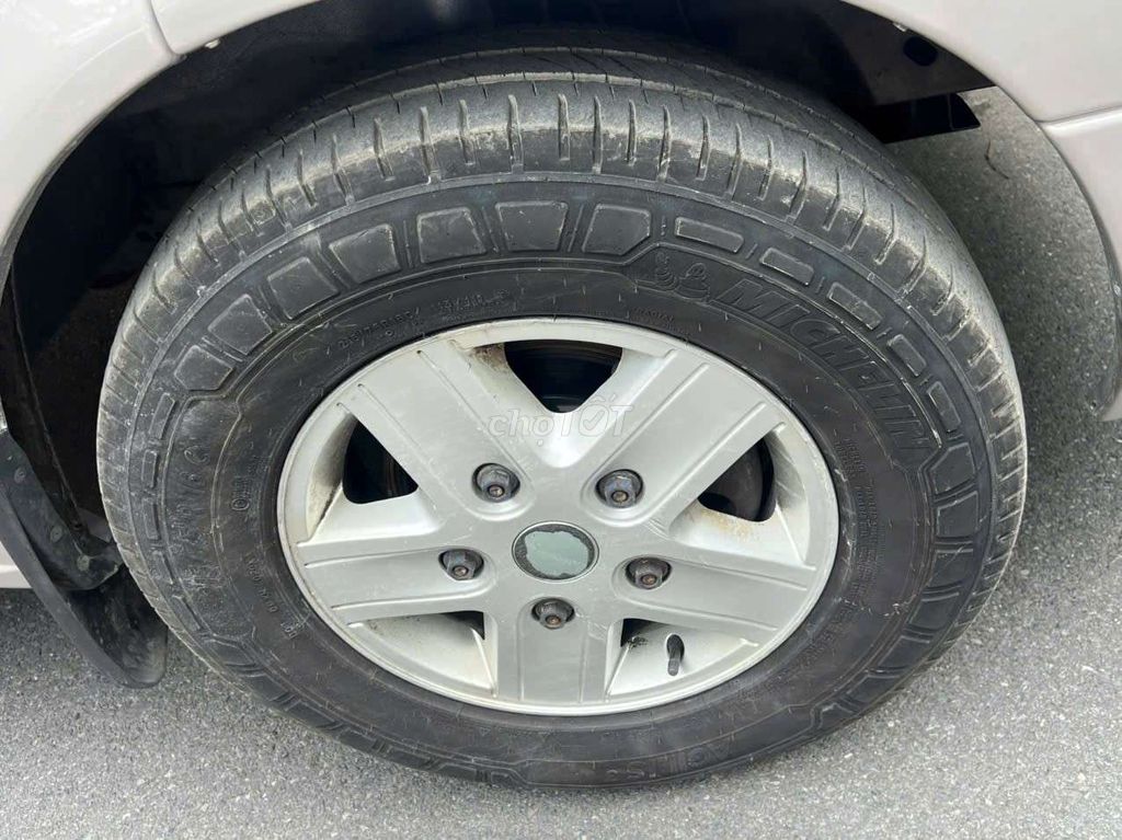 Ford Transit 16 chỗ Vàng cát. Mua bán Phương tiện khác tại Quận Long Biên Hà Nội được đăng bởi Ngô hùng hình 4