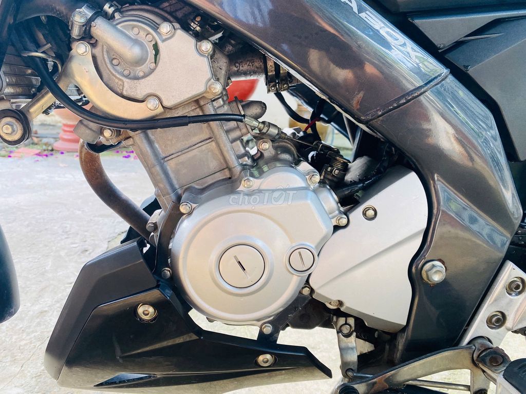 Xe Yamaha FZ150i màu đen. Mua bán Xe máy tại Huyện Hồng Ngự Đồng Tháp được đăng bởi Nguyễn Quốc Huy hình 6