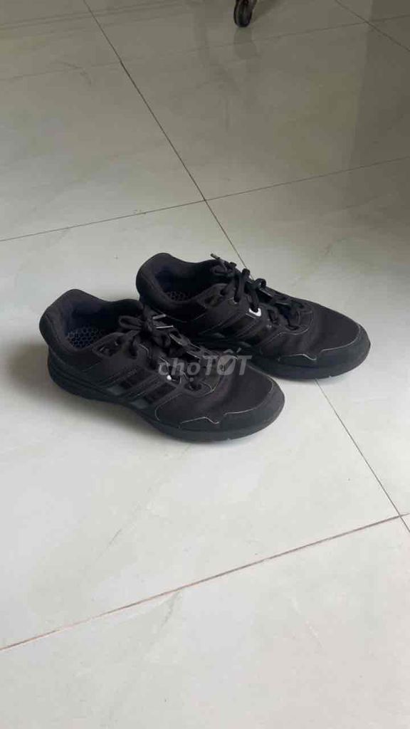 Giày Adidas Nam Đen size 41. Mua bán Giày dép tại Thành phố Tân An Long An được đăng bởi Minh Phat hình 1