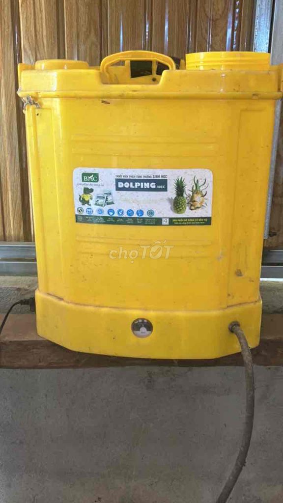 Bình phun thuốc BMC Pin sạc Vàng. Mua bán Đồ chuyên dụng, Giống nuôi trồng tại Huyện Di Linh Lâm Đồng được đăng bởi Đức Thành hình 1