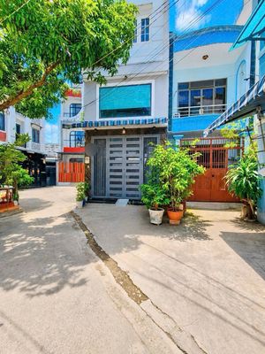 Khu dân trí Thích Quảng Đức, 2Tầng,Vuông vức,có sân rộng,gần Ng T Hiền