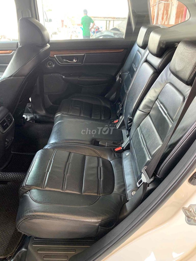 Gia Đình Cần Bán Honda CRV L 2018 Đẹp Long Lanh✌🏼. Mua bán Ô tô tại Quận Bình Thạnh Tp Hồ Chí Minh được đăng bởi Thu Nguyễn hình 9