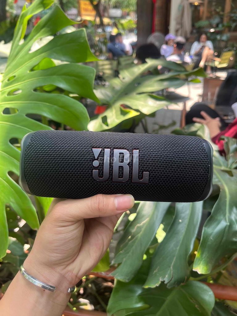 Loa Bluetooth JBL Flip 6 Đen. Mua bán Tivi, Âm thanh tại Quận Thanh Xuân Hà Nội được đăng bởi Nguyễn Thu Hà hình 1