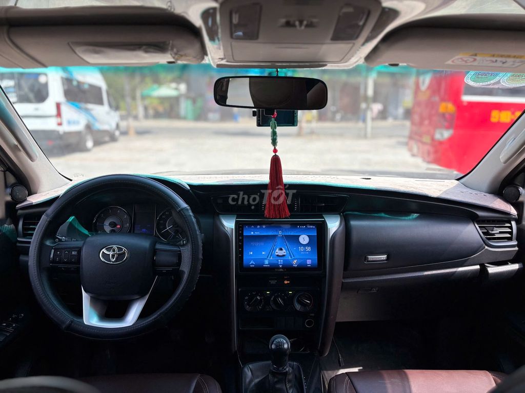 Toyota Fortuner 2018 MT màu nâu 130000 km -689tr. Mua bán Ô tô tại Thành phố Dĩ An Bình Dương được đăng bởi Siêu Thị Ô Tô Bình Dương  hình 11