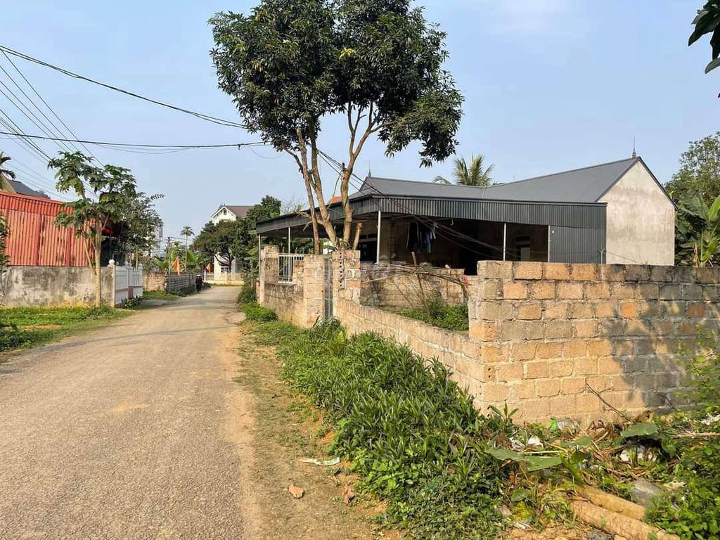 Đất Huyện Lương Sơn 424m có 100m thổ cư Tại Thanh sơn