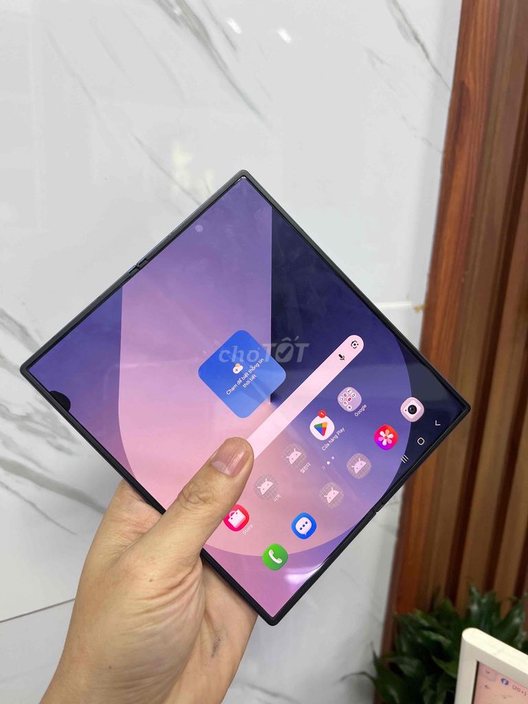 Samsung Galaxy Z Fold 6 12/256g zin all nguyên áp. Mua bán Điện thoại tại Quận Lê Chân Hải Phòng được đăng bởi hoang anh hình 1