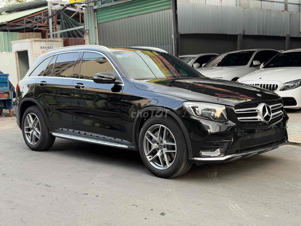 Mercedes-Benz GLC300 2019 Form mới Đen 78000 km. Mua bán Ô tô tại Quận 7 Tp Hồ Chí Minh được đăng bởi Thông Sport  hình 10