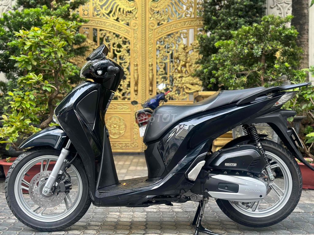 Bán Sh150 ABS đời 2018 hàng bỏ mẫu cực hót. Mua bán Xe máy tại Quận 10 Tp Hồ Chí Minh được đăng bởi Huỳnh Dũng hình 3