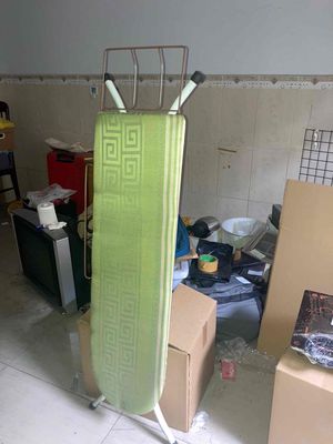 bàn để ủi. cầu là quần áo. Mua bán Nội thất, đồ gia dụng khác tại Quận Bình Thạnh Tp Hồ Chí Minh được đăng bởi Phương