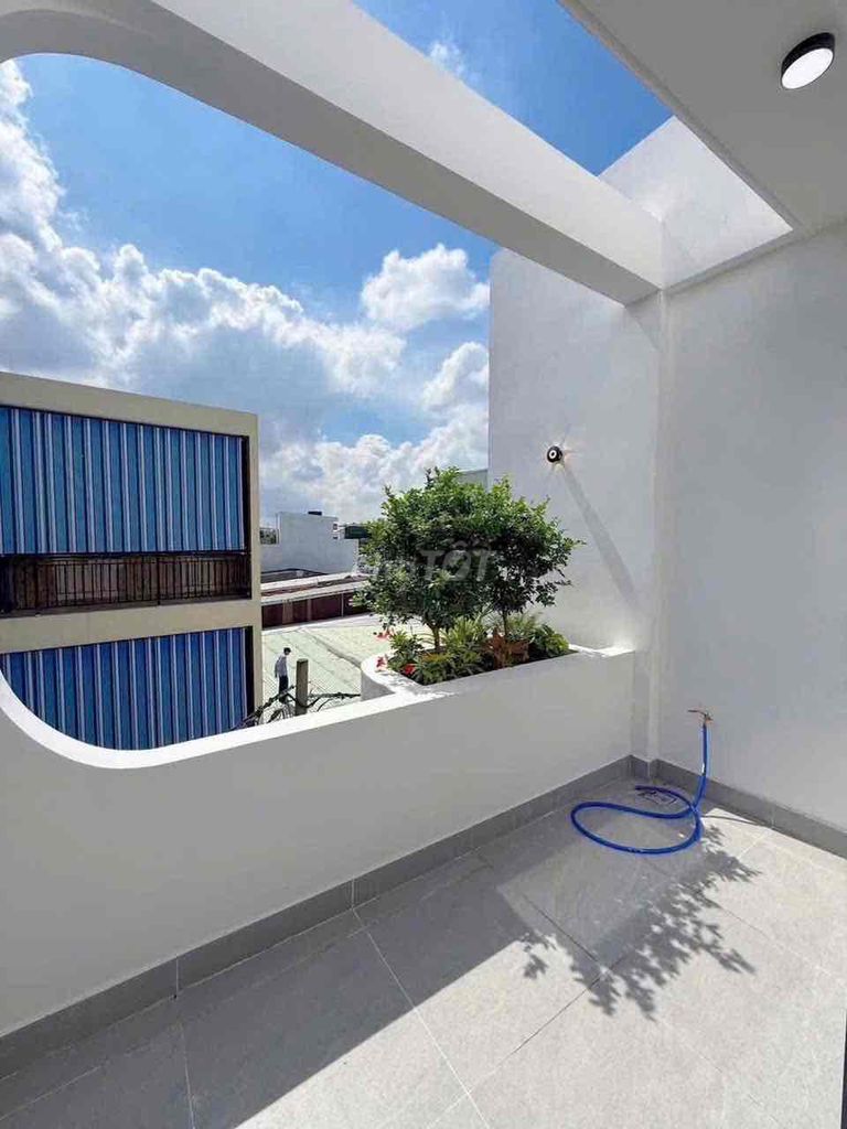Furnished two-storey house on Dũng Sỹ Thanh Khê — photo 7