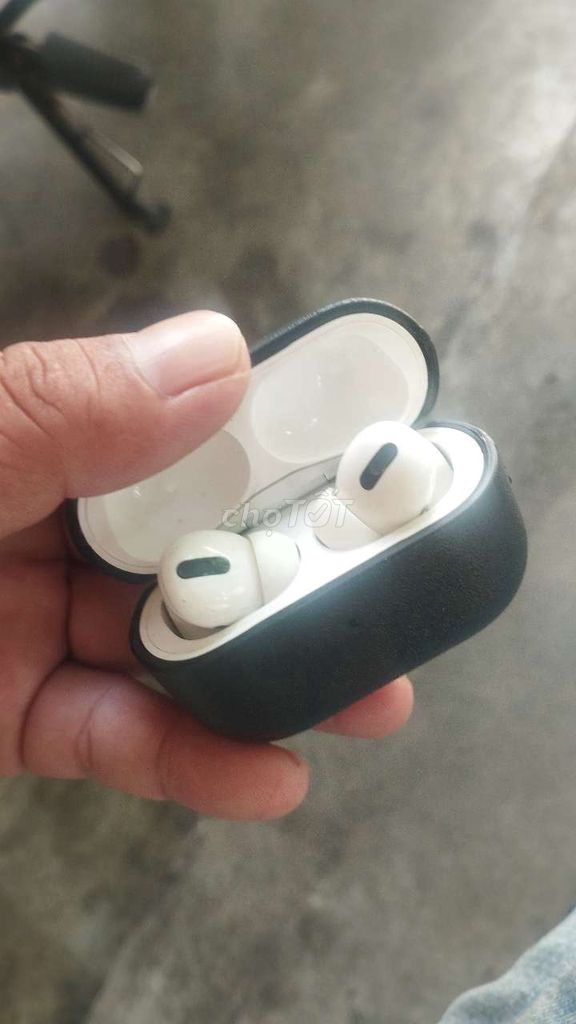 Tai nghe Apple AirPods Pro Trắng Đã sử dụng. Mua bán Tivi, Âm thanh tại Quận Bình Thạnh Tp Hồ Chí Minh được đăng bởi Cuong Le hình 1