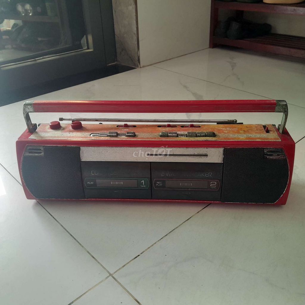 Đài cassette Sharp Đỏ