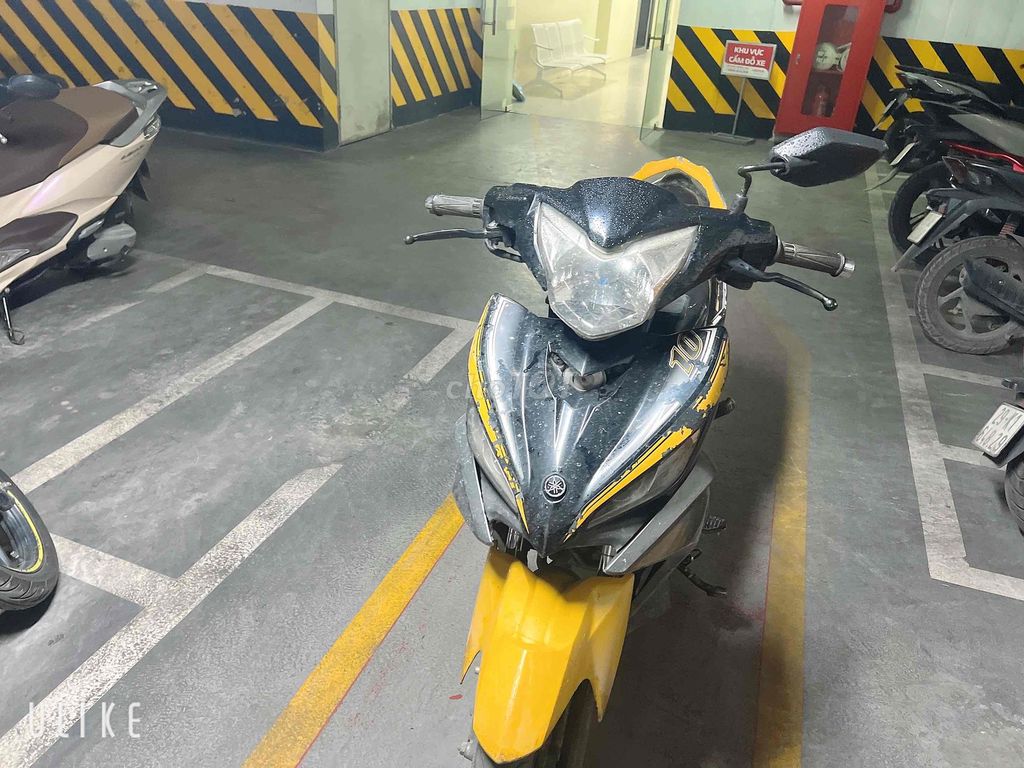 Yamaha Exciter Đen vàng Côn tay. Mua bán Xe máy tại Huyện Thanh Trì Hà Nội được đăng bởi Đặng Tuấn hình 3