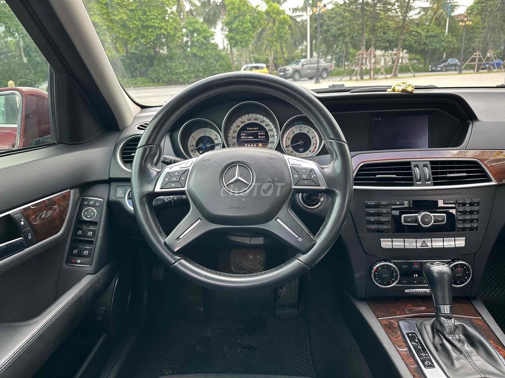 BÁN MER C250 2011 CHẤT LƯỢNG CAO ***. Mua bán Ô tô tại Quận Long Biên Hà Nội được đăng bởi Em Minh hình 13