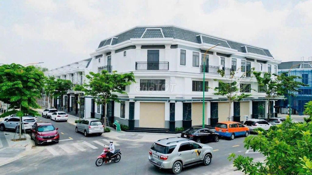 5 SUẤT NỘI BỘ CHỦ ĐẦU TƯ RICHLAND RESIDENCE VỊ TRÍ ĐẸP, GIÁ TỐT