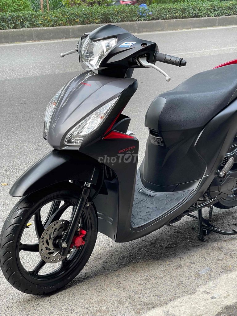 vision bản đặc biệt chót chét. Mua bán Xe máy tại Quận Đống Đa Hà Nội được đăng bởi Hà hình 6