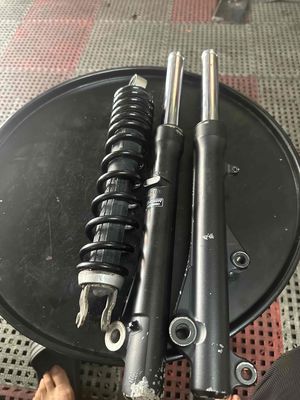 Phuộc Showa Vario K59 Đen Đã sử dụng. Mua bán Phụ tùng xe tại Quận Tân Phú Tp Hồ Chí Minh được đăng bởi Dũng