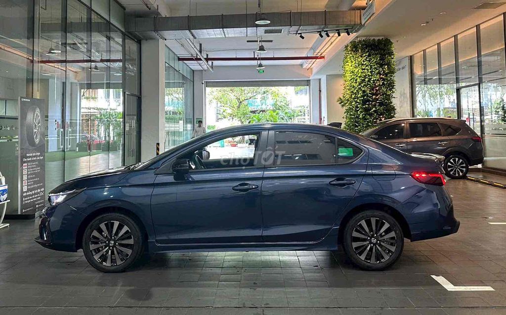 City RS Xanh 2025- 2000 km, Mới quá, bao rút hồ so. Mua bán Ô tô tại Quận 7 Tp Hồ Chí Minh được đăng bởi SHOWROOM HONDA ÔTÔ QUẬN 7 hình 10