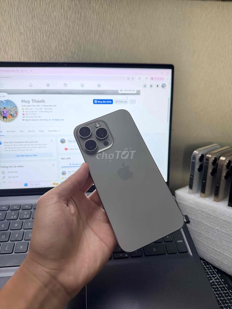 Apple iPhone 15 Pro Max 512GB Titanium. Mua bán Điện thoại tại Huyện Hương Khê Hà Tĩnh được đăng bởi Nguyễn Thành hình 1