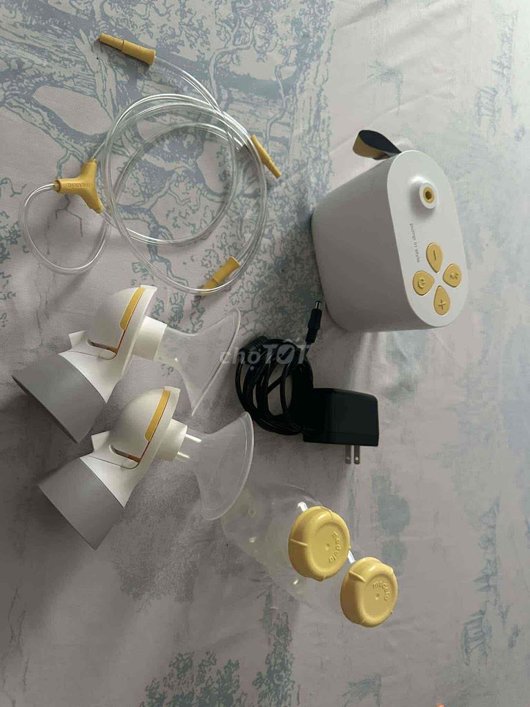 Máy hút sữa Medela Pump Instyle Maxflow. Mua bán Mẹ và bé tại Quận Phú Nhuận Tp Hồ Chí Minh được đăng bởi Kim hằng hình 2