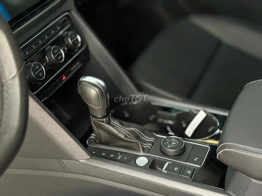 Volkswagen Teramont Limited Edition Xám. Mua bán Ô tô tại Quận 5 Tp Hồ Chí Minh được đăng bởi Kim Loan Volkswagen Golden  hình 9