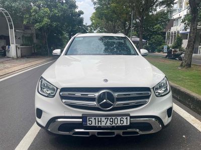 Mercedes Glc200 2020 form mới màu trắng