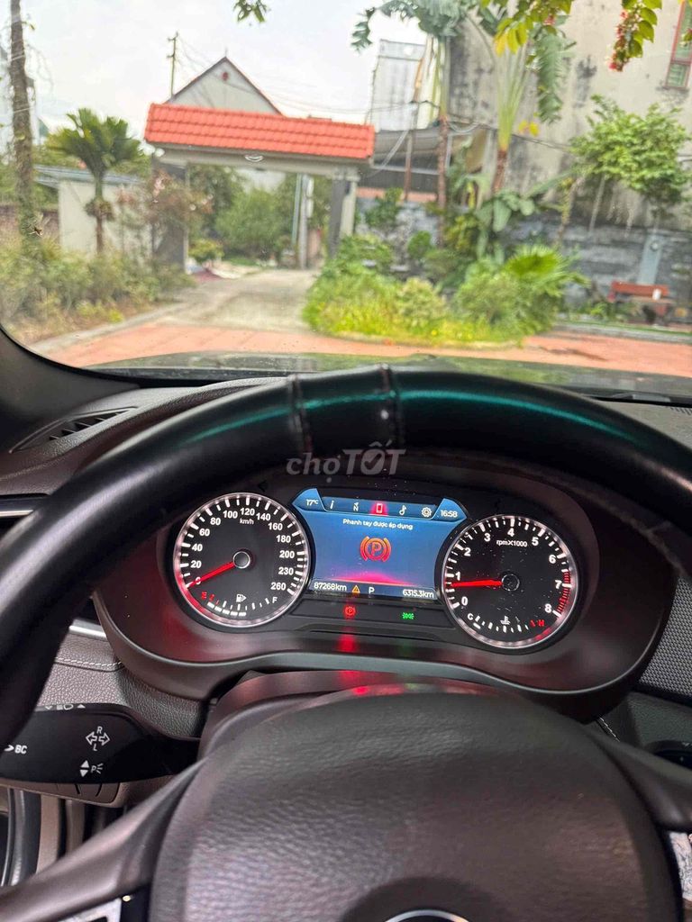 Vinfast Lux A Plus 2020 Đen 80.000 km. Mua bán Ô tô tại Quận Thanh Xuân Hà Nội được đăng bởi Trần Quang Huy hình 8