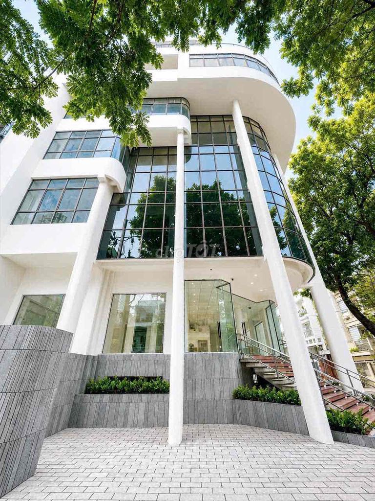 Cho thuê nhà góc 2MT Hoà Hưng, Quận 10 Giá 75tr