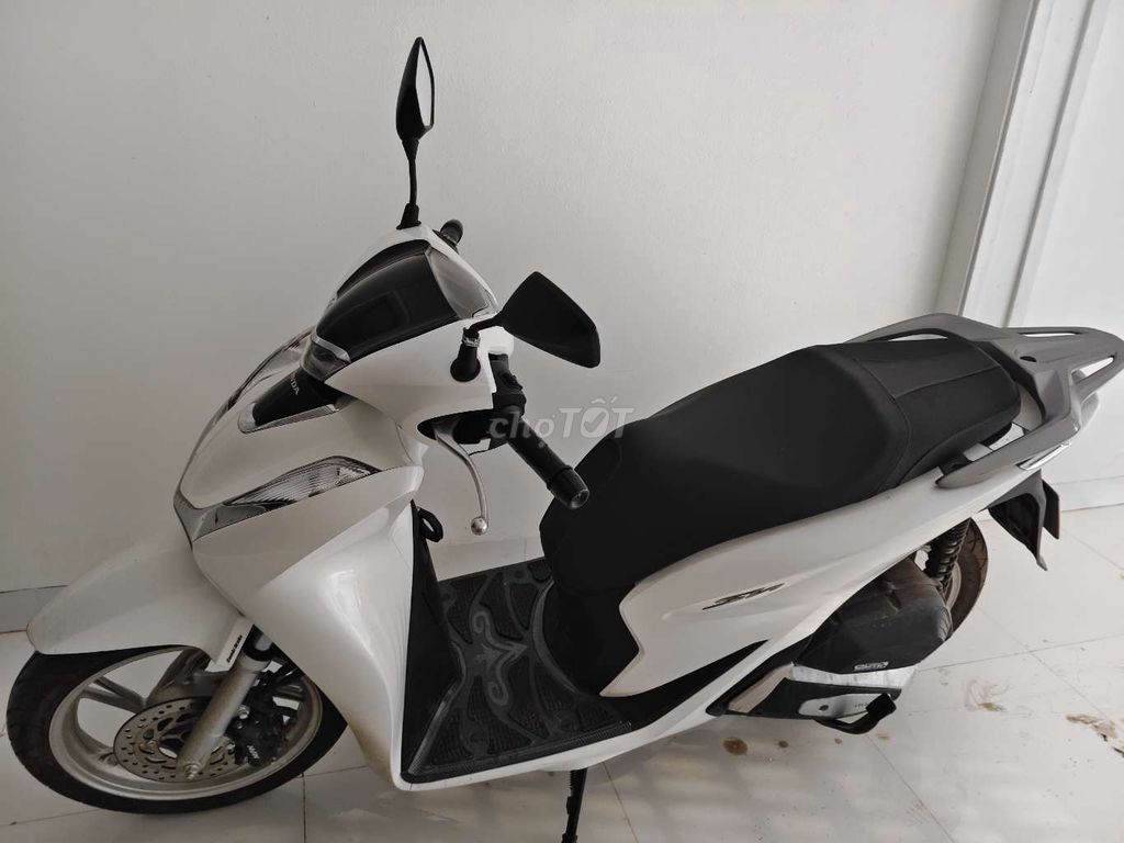 Xe sh 125 cbs (bao rút hồ sơ). Mua bán Xe máy tại Huyện Vĩnh Tường Vĩnh Phúc được đăng bởi hai hình 2