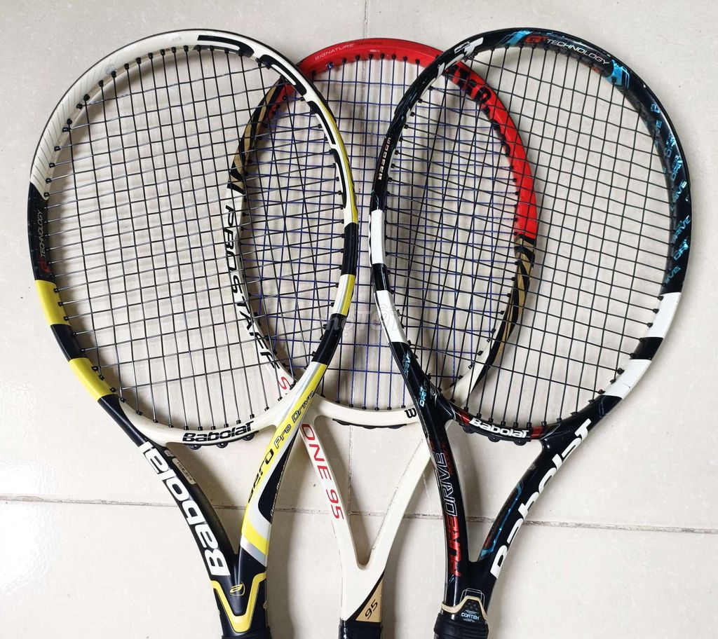 Vợt tennis Wilson Pro Staff Six One 95 Trắng. Mua bán Đồ thể thao, Dã ngoại tại Quận Hoàng Mai Hà Nội được đăng bởi Anh Linh hình 1