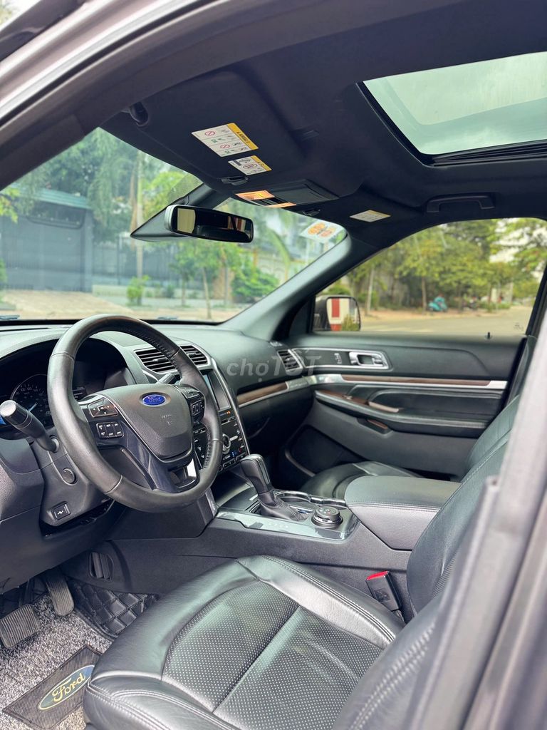 Ford Explorer mode 2018 2.3L Ecoboost Full Option. Mua bán Ô tô tại Quận Gò Vấp Tp Hồ Chí Minh được đăng bởi Hoàng Pháp hình 4
