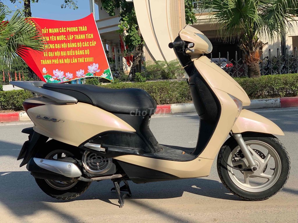 lead 110 dk 2010 ngon,khoẻ,êm tit. Mua bán Xe máy tại Huyện Thanh Trì Hà Nội được đăng bởi xe máy cũ chính hãng hình 4