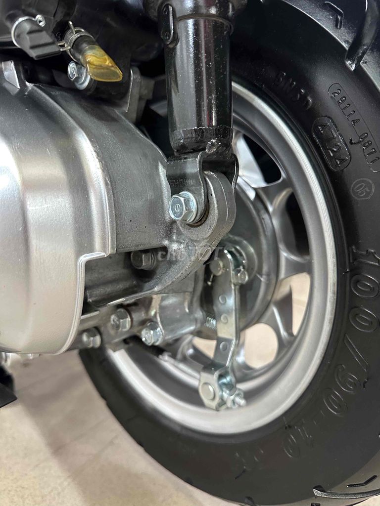 lead 4v 2023 chạy 5 ngàn km mới 99% zin 100%. Mua bán Xe máy tại Quận 8 Tp Hồ Chí Minh được đăng bởi A. Hải hình 5