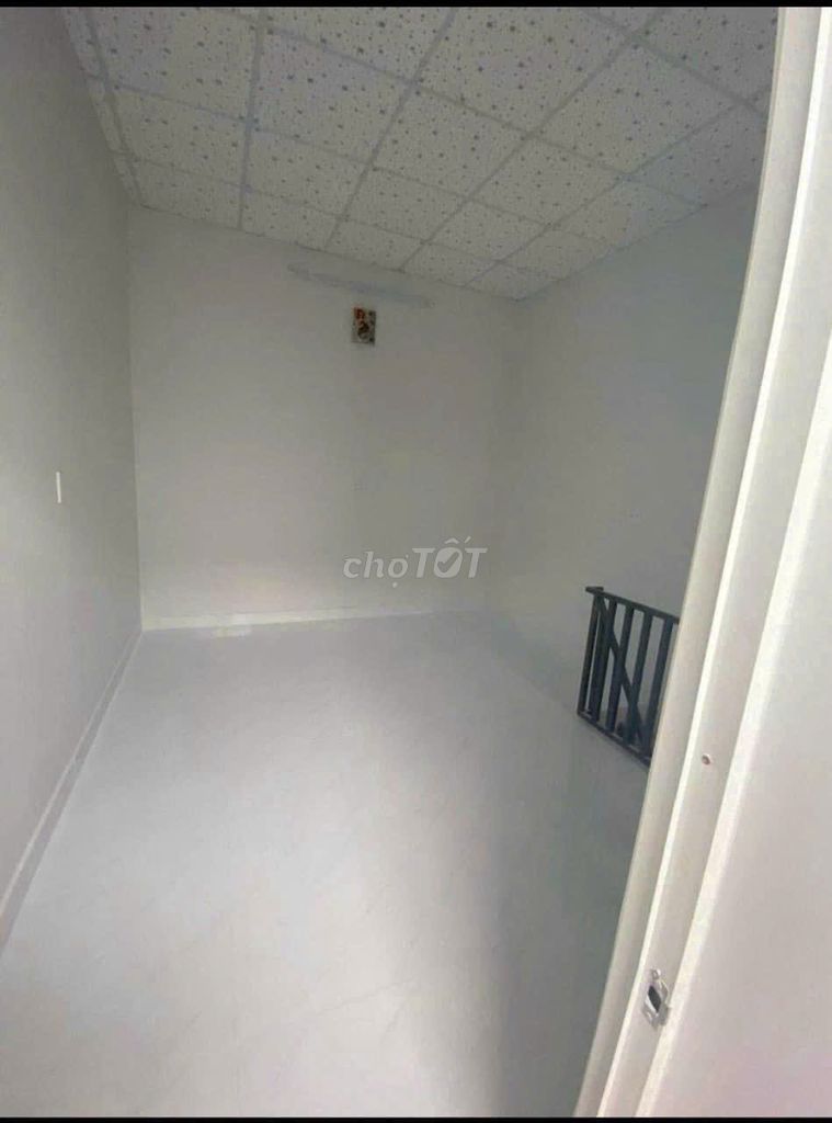 CHO THUÊ NHÀ PHƯỜNG HOÁ AN GIÁ 2,4 TRIỆU. Cho thuê nhà ở tại Thành phố Biên Hòa Đồng Nai được đăng bởi minh trâm hình 2